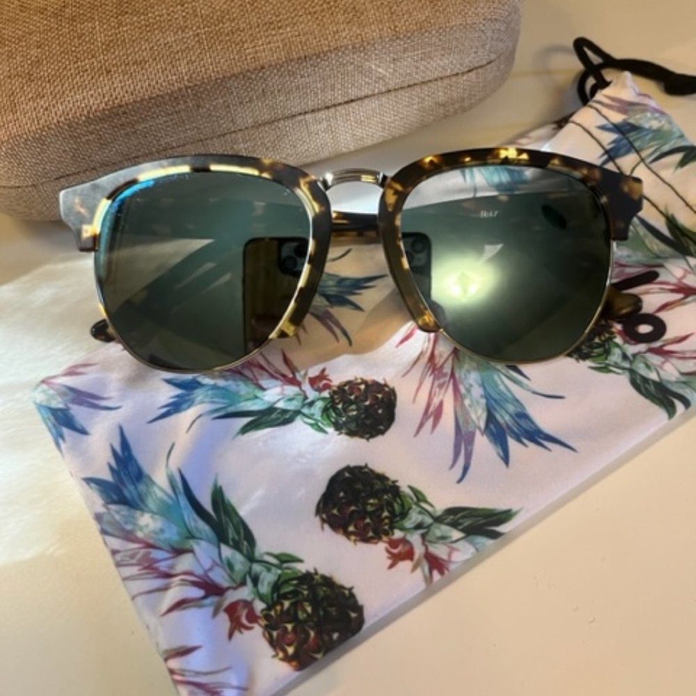 Chic Tortoise Shell Sunglasses With Reflective Bl… - image 7